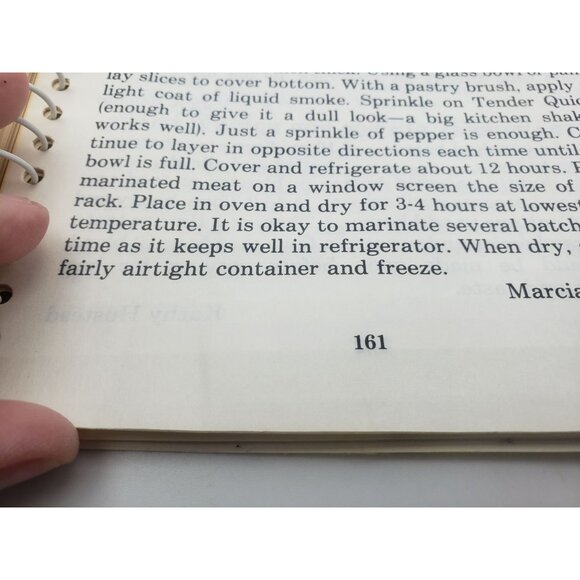 Wall Drug Gang Spiral Bound Cookbook Vintage - Picture 11 of 13